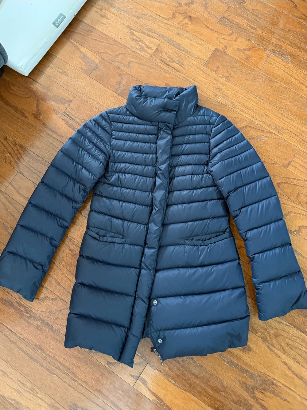 Philosophy di Alberta Ferretti Navy Quilted Puffer Coat